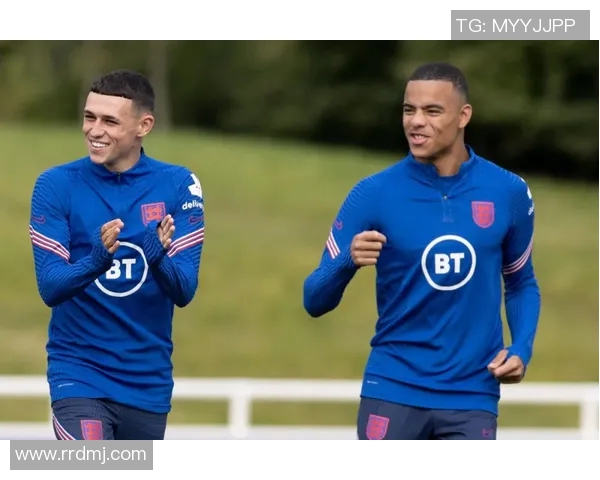 菲尔·福登:英格兰新星的崛起与曼城未来核心的塑造之路 菲尔·福登:英格兰新星的崛起与曼城未来核心的塑造之路