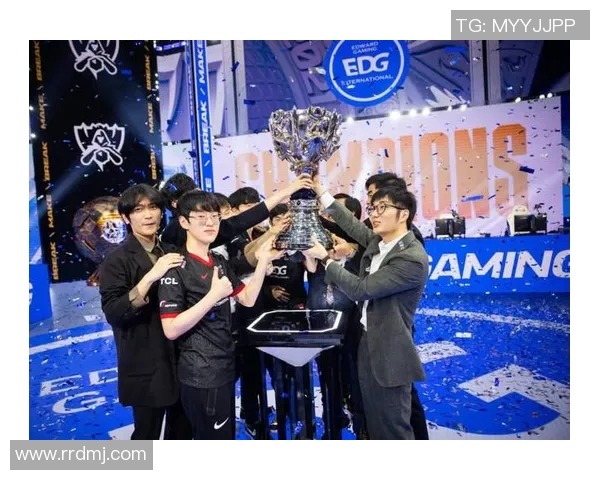 EDG在Major赛积分榜中以80分稳居第一位置，领先其他战队的精彩表现引人注目