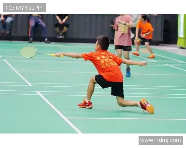 重庆羽毛球队在锦标赛中的心理素质分析与表现评估 重庆羽毛球队在锦标赛中的心理素质分析与表现评估