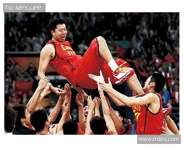 王治郅：从篮球天才到中国男篮的领袖人物，见证中国篮球崛起的传奇历程